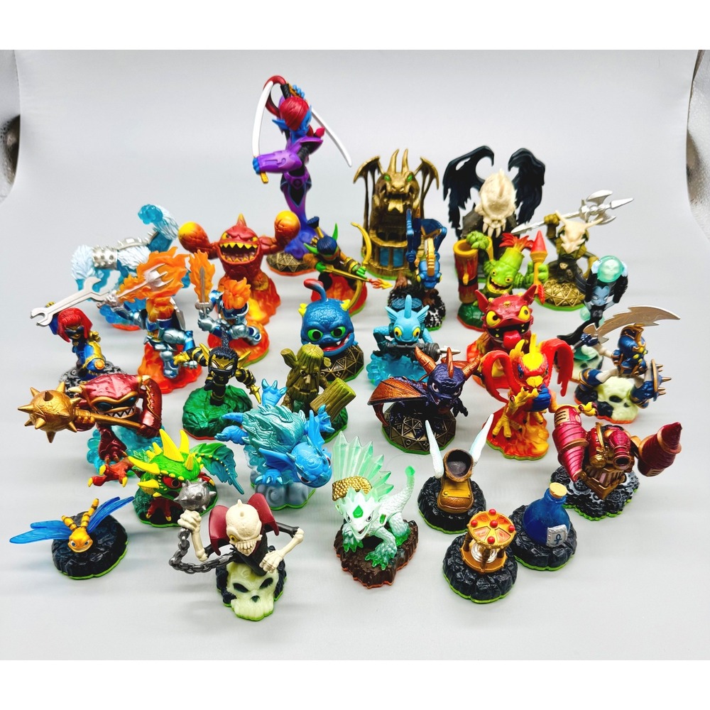 Activision Skylanders Spyros Adventure Giants Mixed Bulk Lot of 30